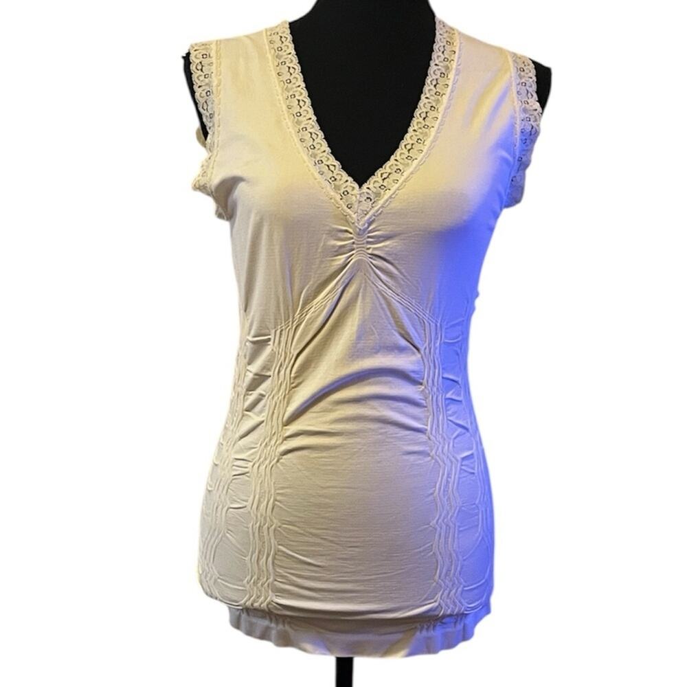 By Together White Lace Trim Women's Top Medium